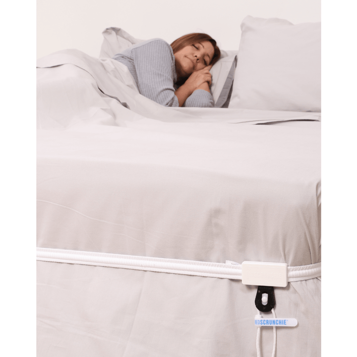 Bed Snugger Blanket / Duvet Holder